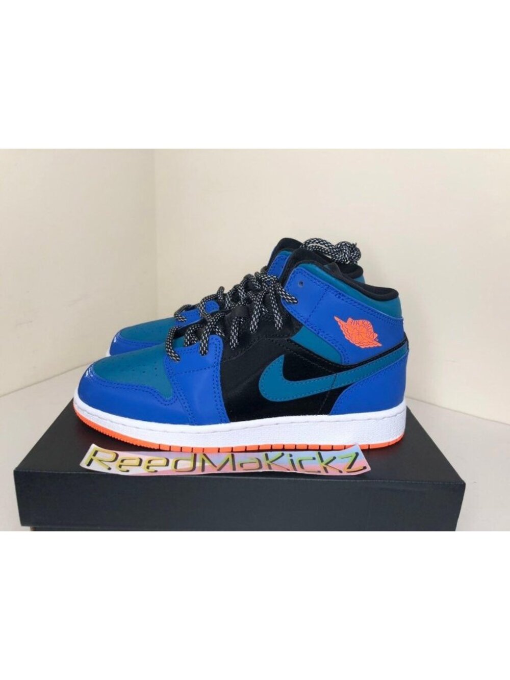 Jordan 1 Mid Racer Blue Knicks kids 5.5Y